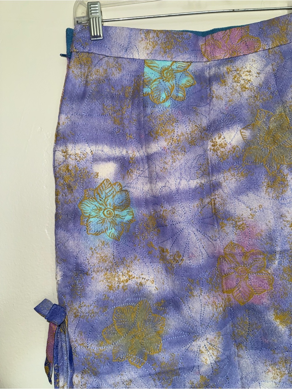 Emanuel Ungaro Lavender, Gold and Pink Floral Tailored Jacket - Picture 11 of 15